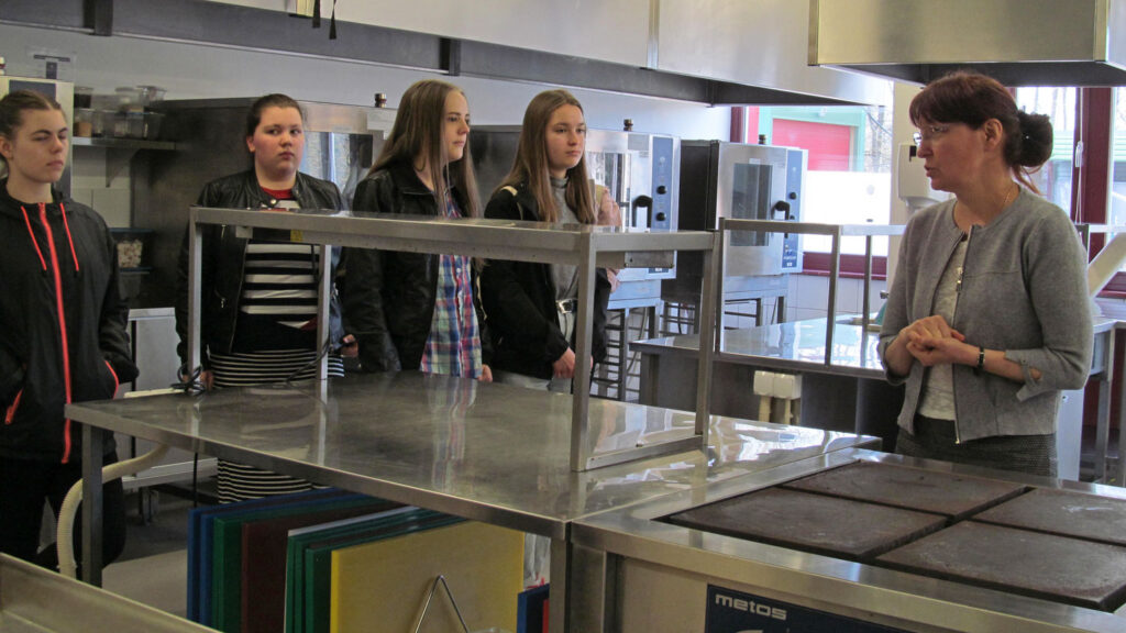 Eesti keeles õppida on raske, aga võimalik