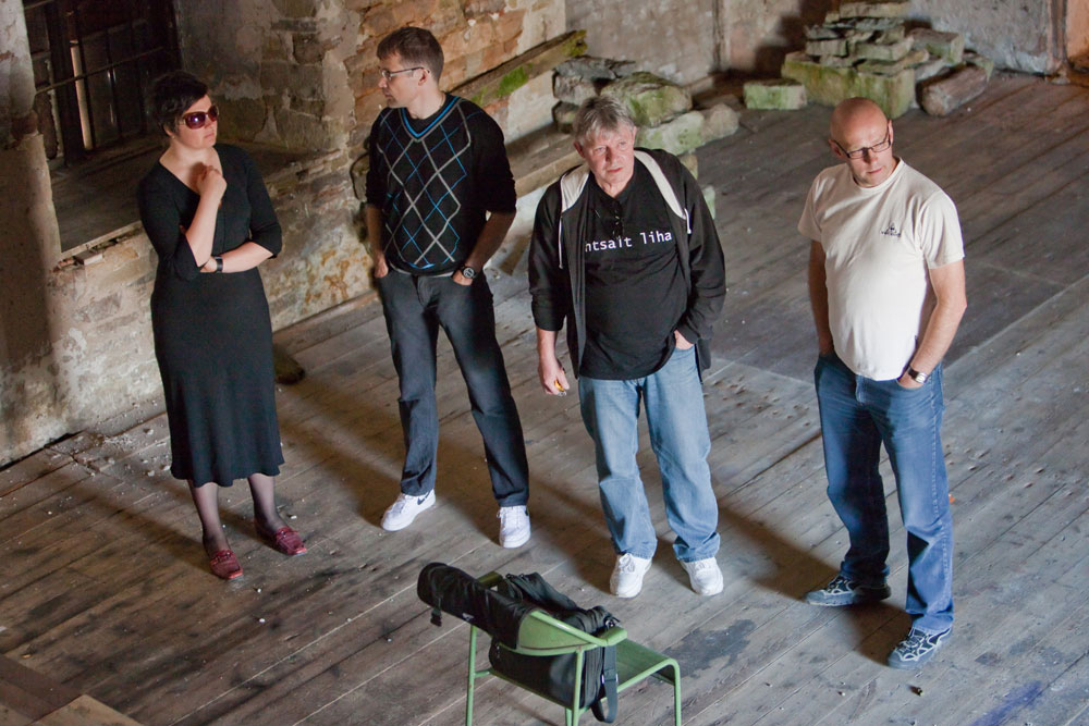 Kuressaare Linnateatri suvelavastus räägib meretagusest paradiisist