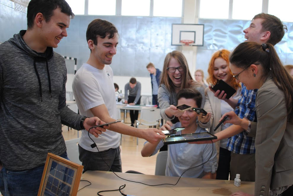 Kuidas koolis ehitada päikesepaneeli?