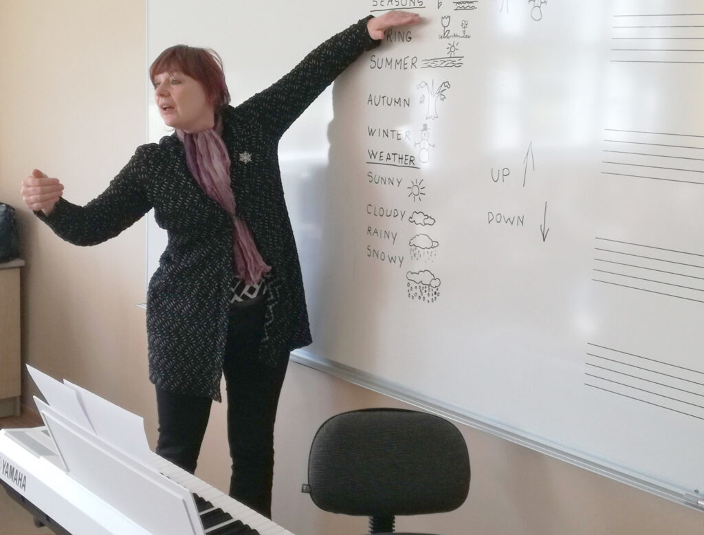 Ingliskeelne muusikatund Uhtna koolis