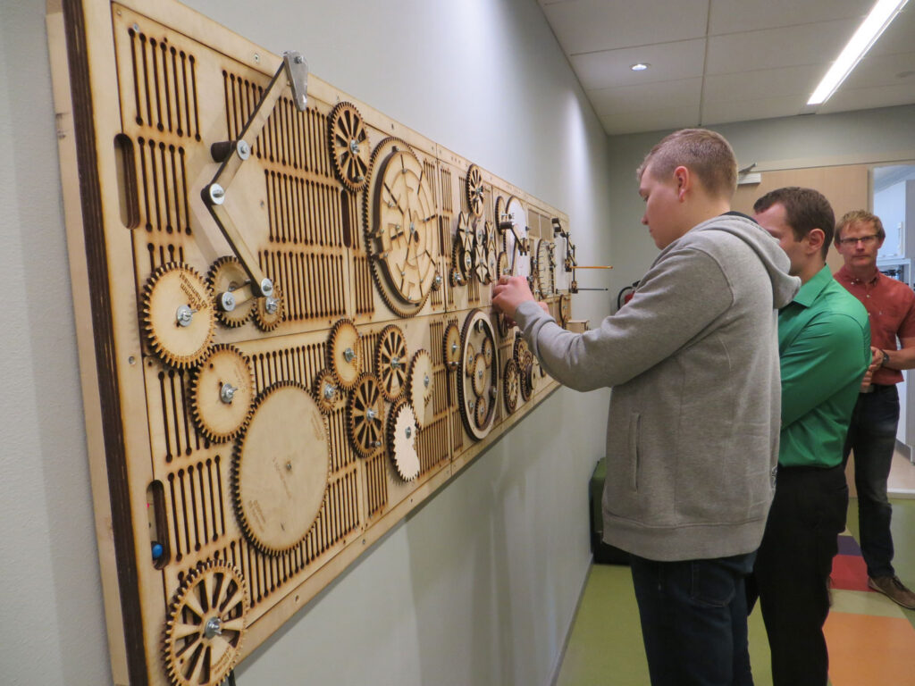 Nutivõõrutus mehaanikaseina abil