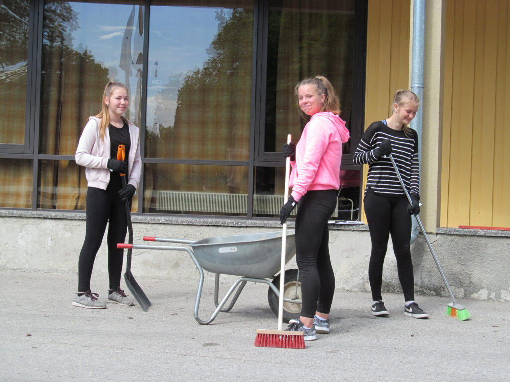 Suvi kutsub malevasse