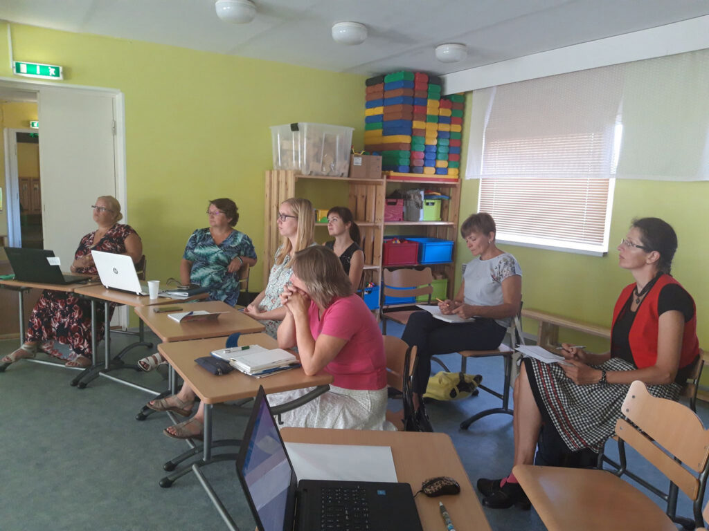 Liitklassiõpetajate suvekoolitus