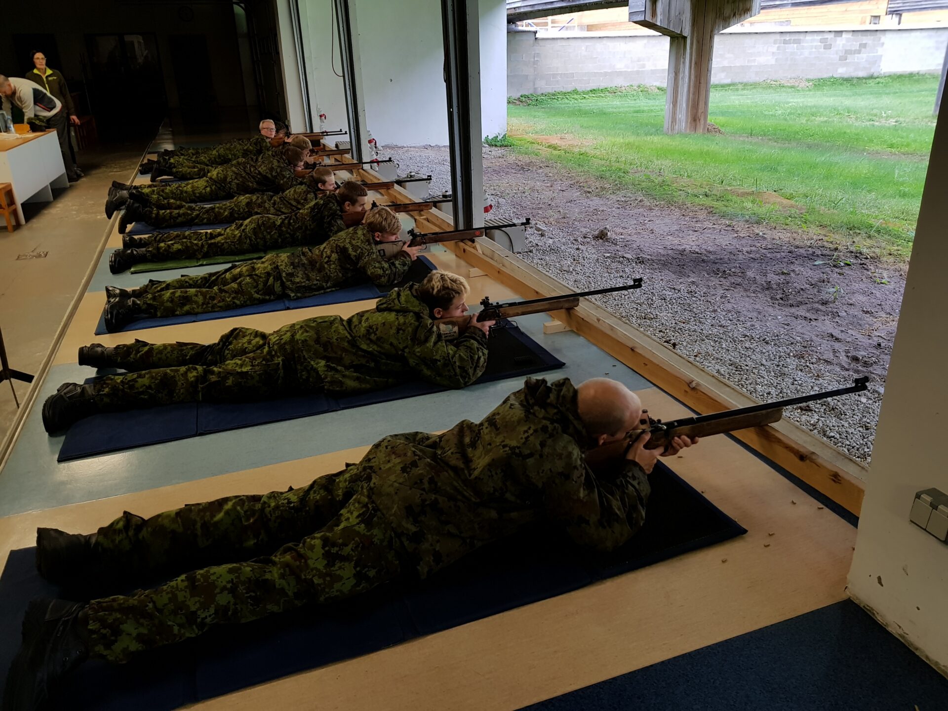 Esmakursuslased sattusid ajateenistusse