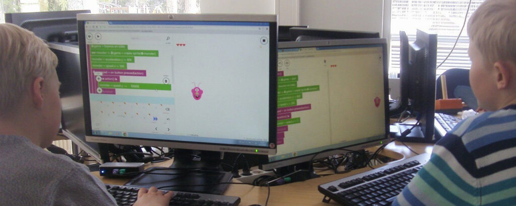 Vaja on 300 uut informaatikaõpetajat