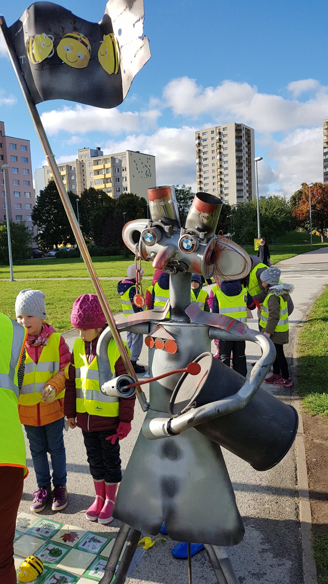 Kivila pargis mängiti orienteerumismängu