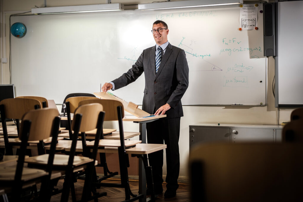 Ainult paberil loodusainetega tegelemine röövib õpilastelt huvi