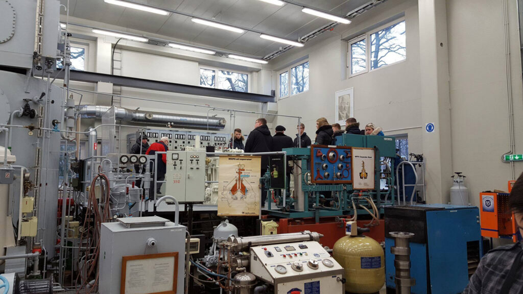 Teisel ringil targaks ehk Mis toob inimesed tagasi kooli?