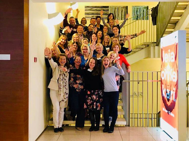 Igasse kooli oma õnnetreener!