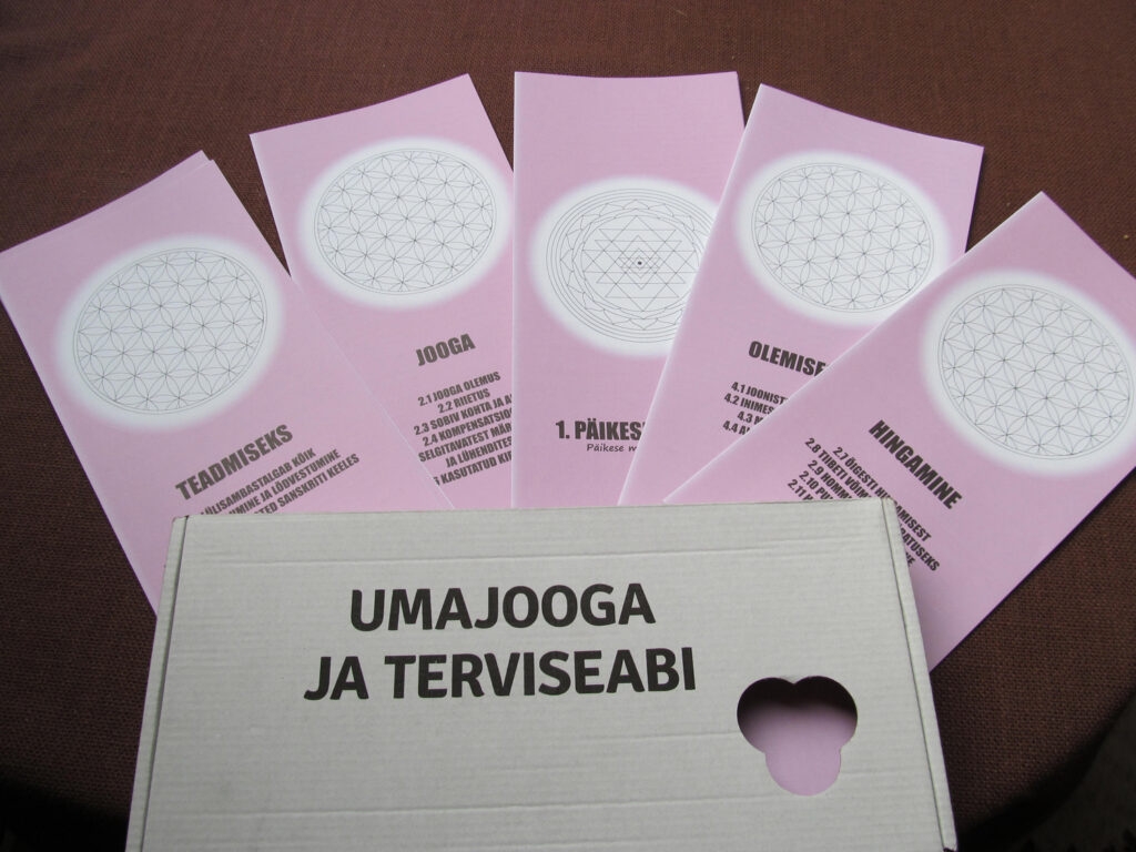 Isemoodi kaardiraamat joogast ja terviseabist