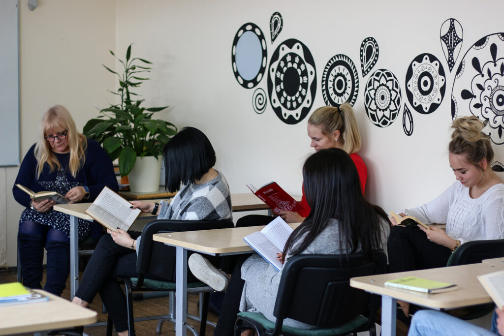 Koolis on iga päev emakeelepäev