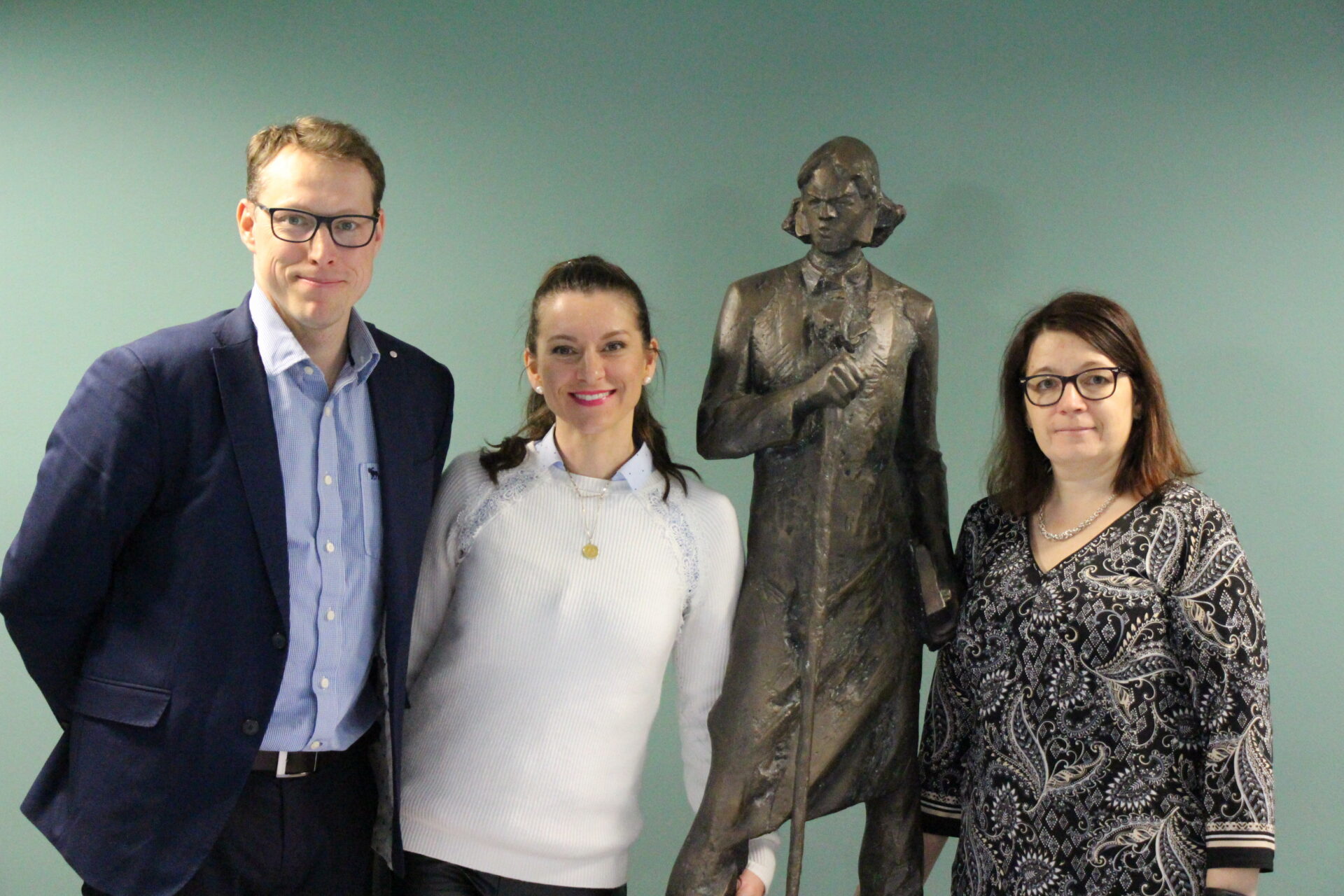 Võõrkeelte õppimisest ja õpetamisest Petersoni gümnaasiumis.