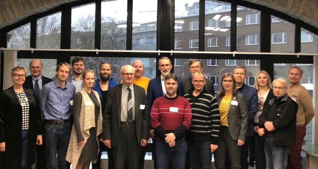 Lastevanemate liit alustab jõulist pööret