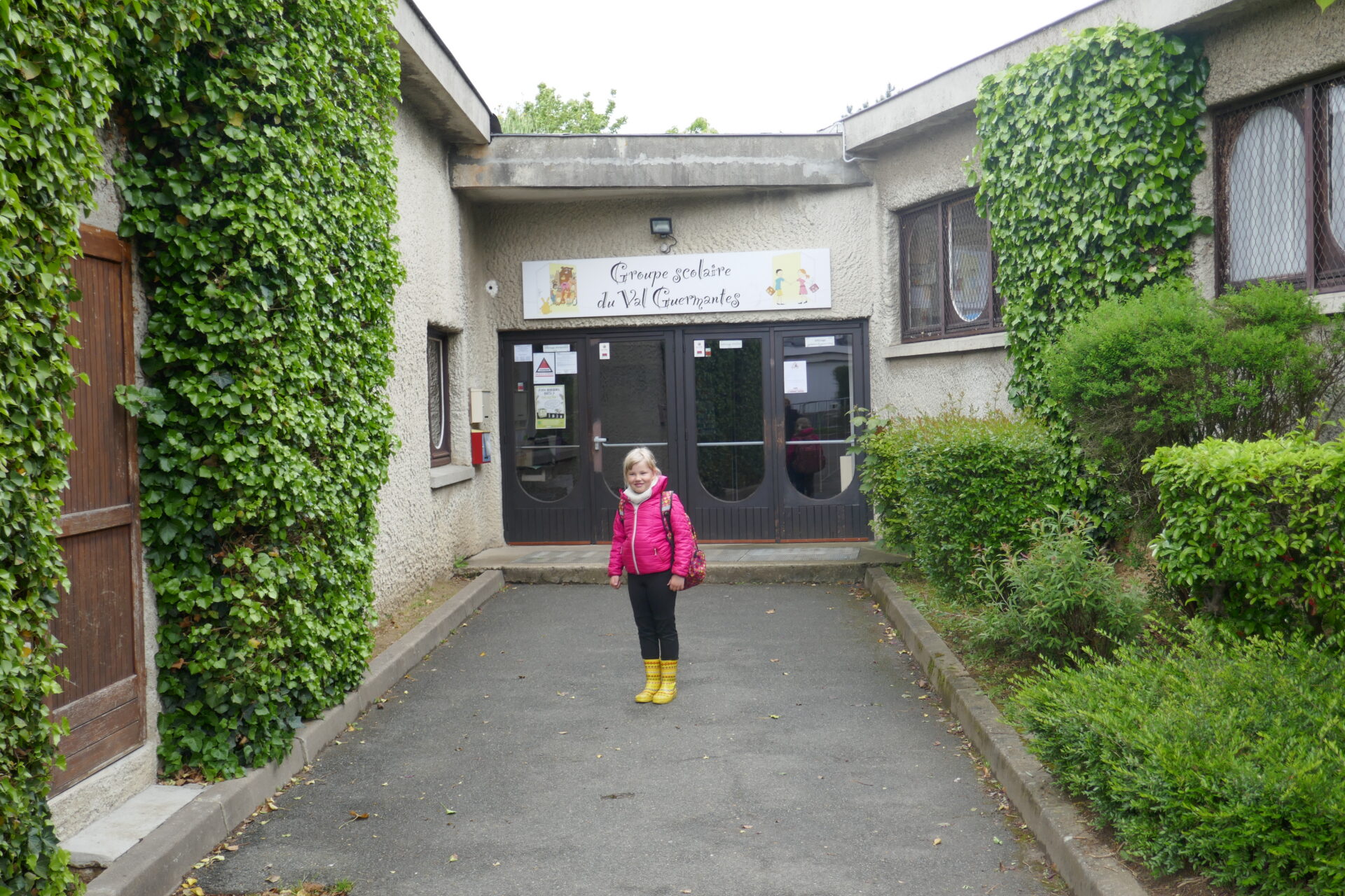 Esimene koolipäev pole prantsuse lastel pidupäev