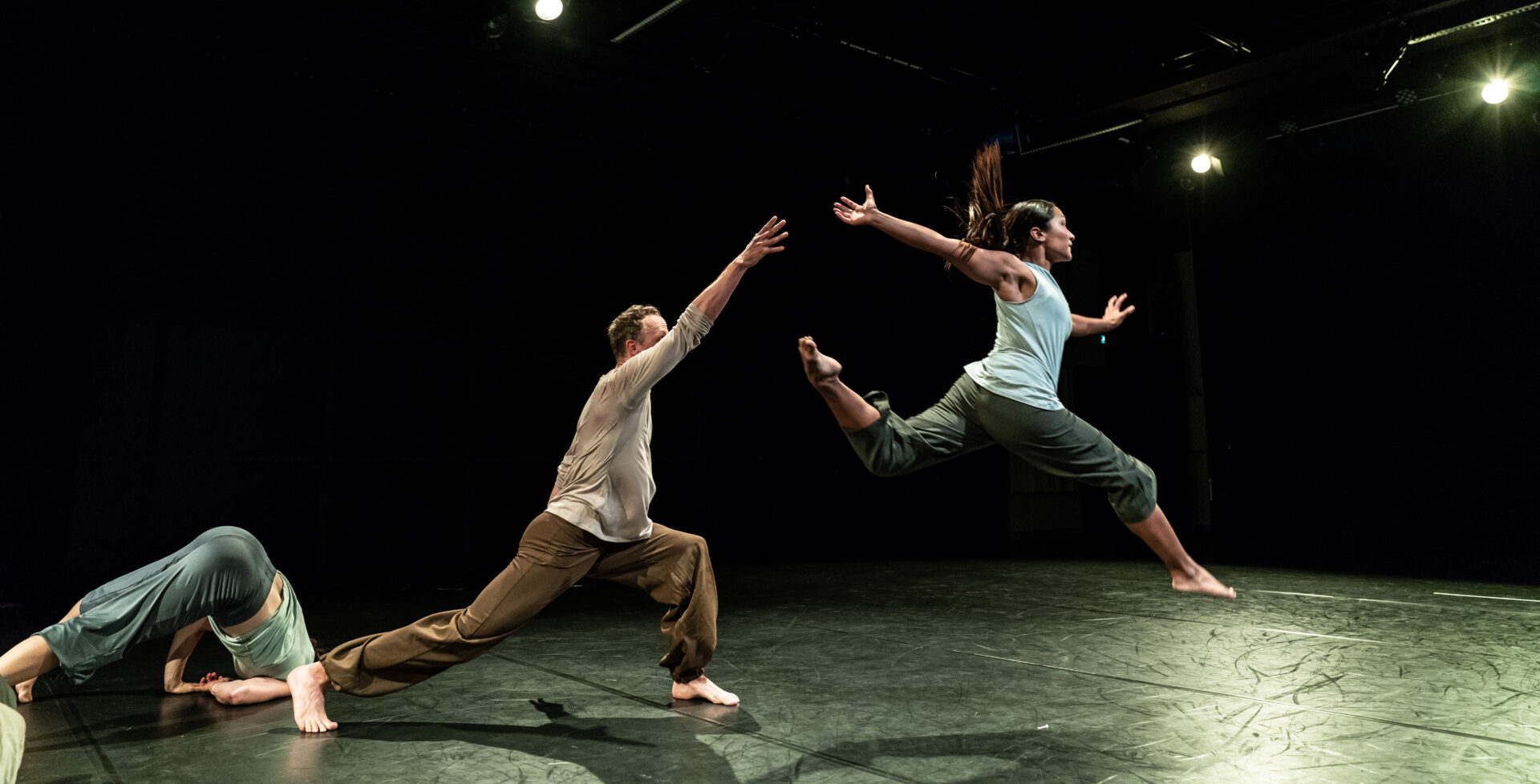 Sõltumatu Tantsu Lava  hoiab kätt pulsil