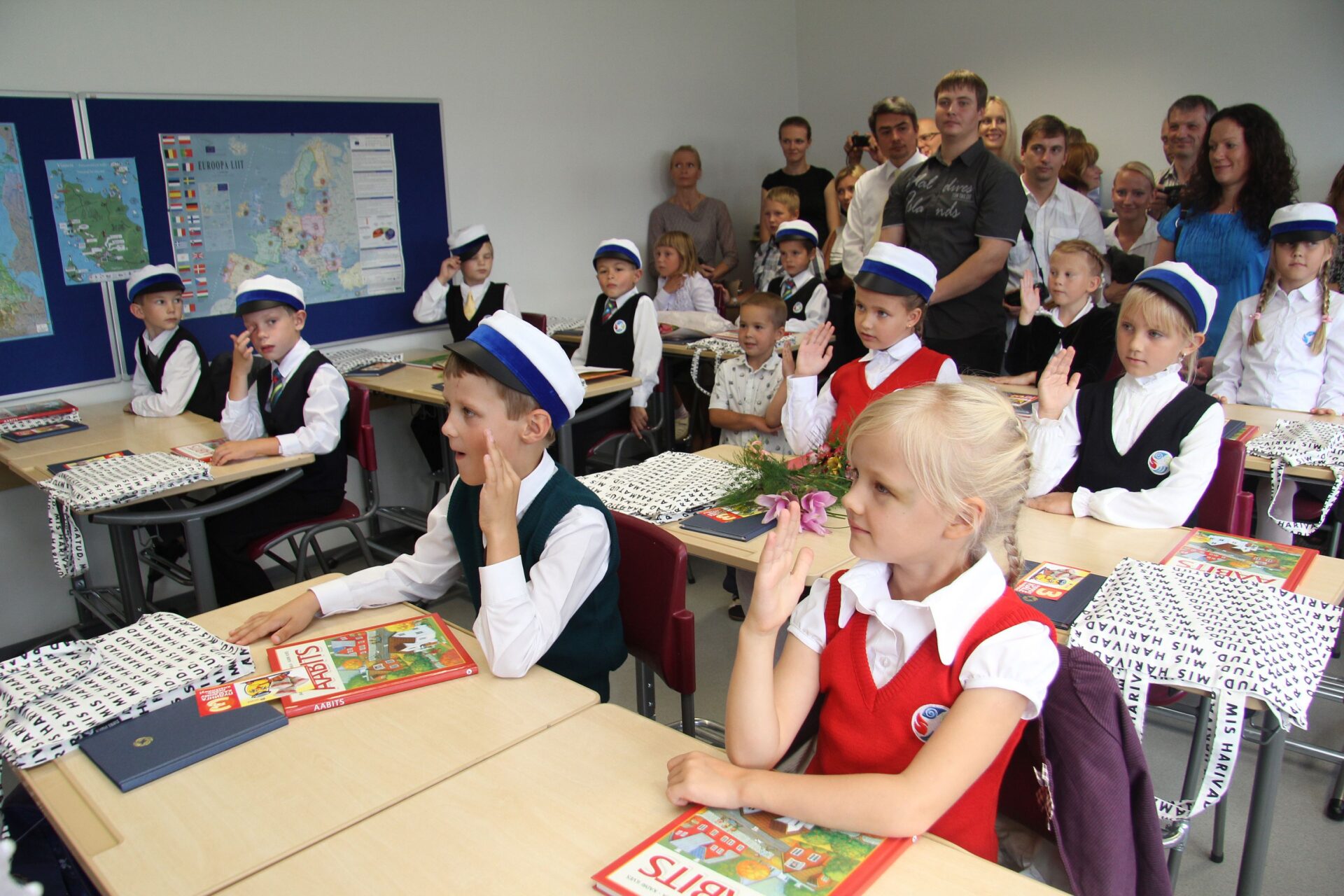 Õpetaja vastuvõtt: neljapäeviti kella 15–17