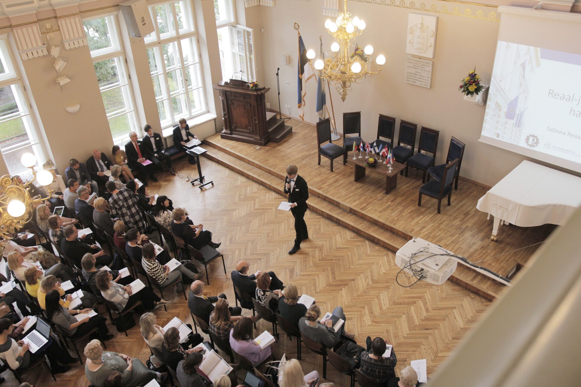 Õpitulemuste välishindamine – valuvits või võluvits?