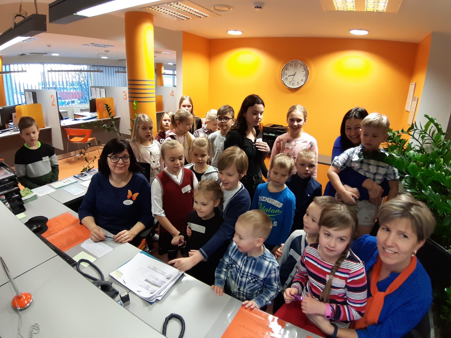 Algatus „Tööle kaasa!“ annab koolidele hea võimaluse õpilastele tööelu tutvustada