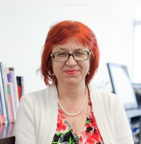 Kes võimestab võõrkeeleõpetajat?