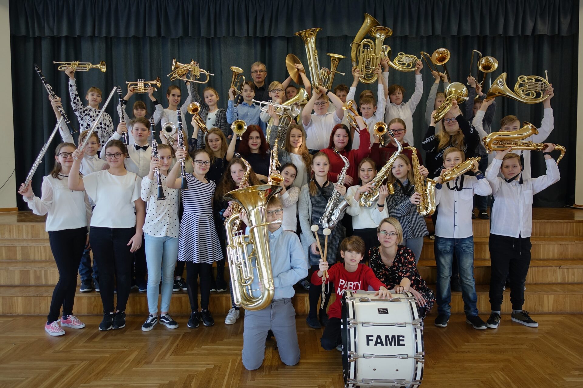 Mürtsub trumm ja pillid hüüavad