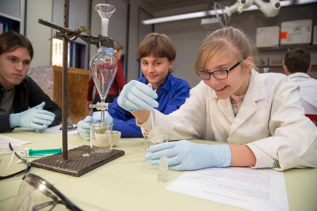 10 aastat elusaatusi muutvaid õpikodasid