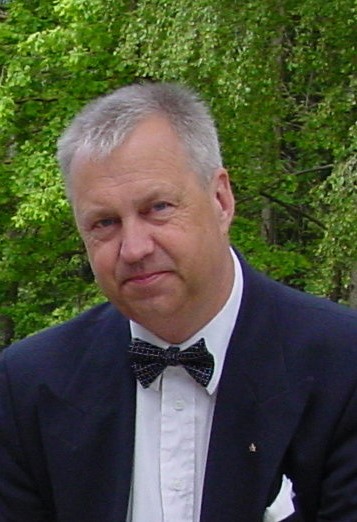 Akadeemikute vaade  õpilaste teadustöödele