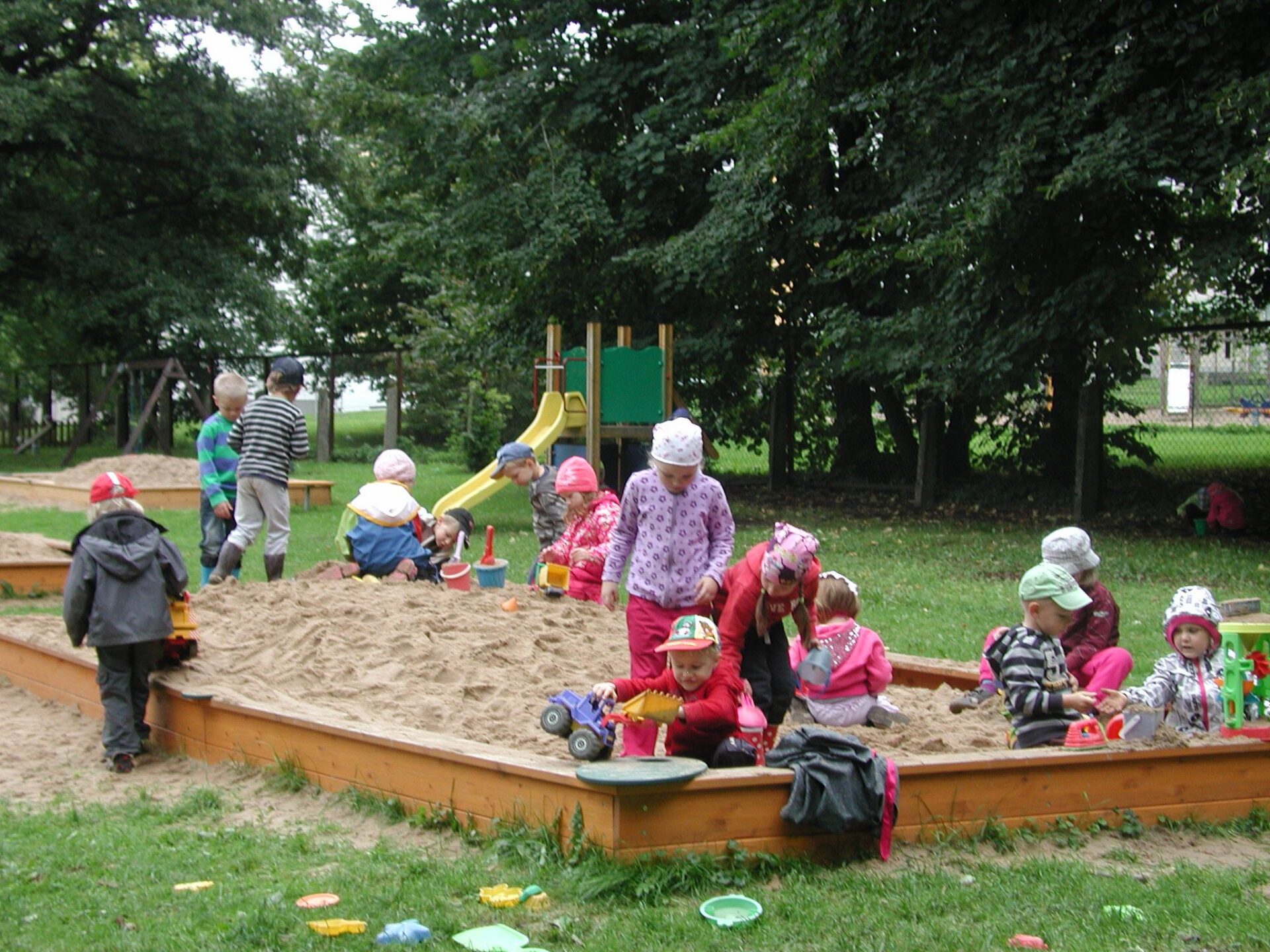 Enamik valdu ei ole lasteaednike palgakärbetega  kaasa läinud