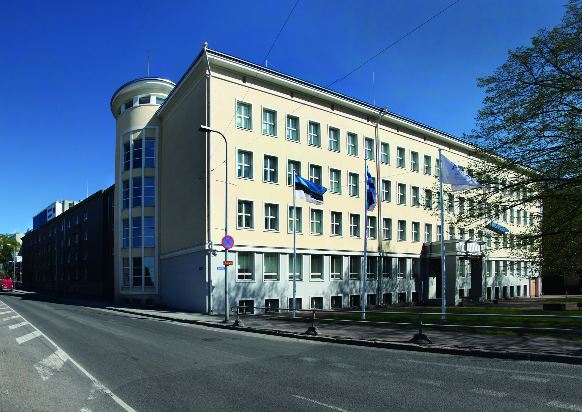 Kool läbi põlvkondade