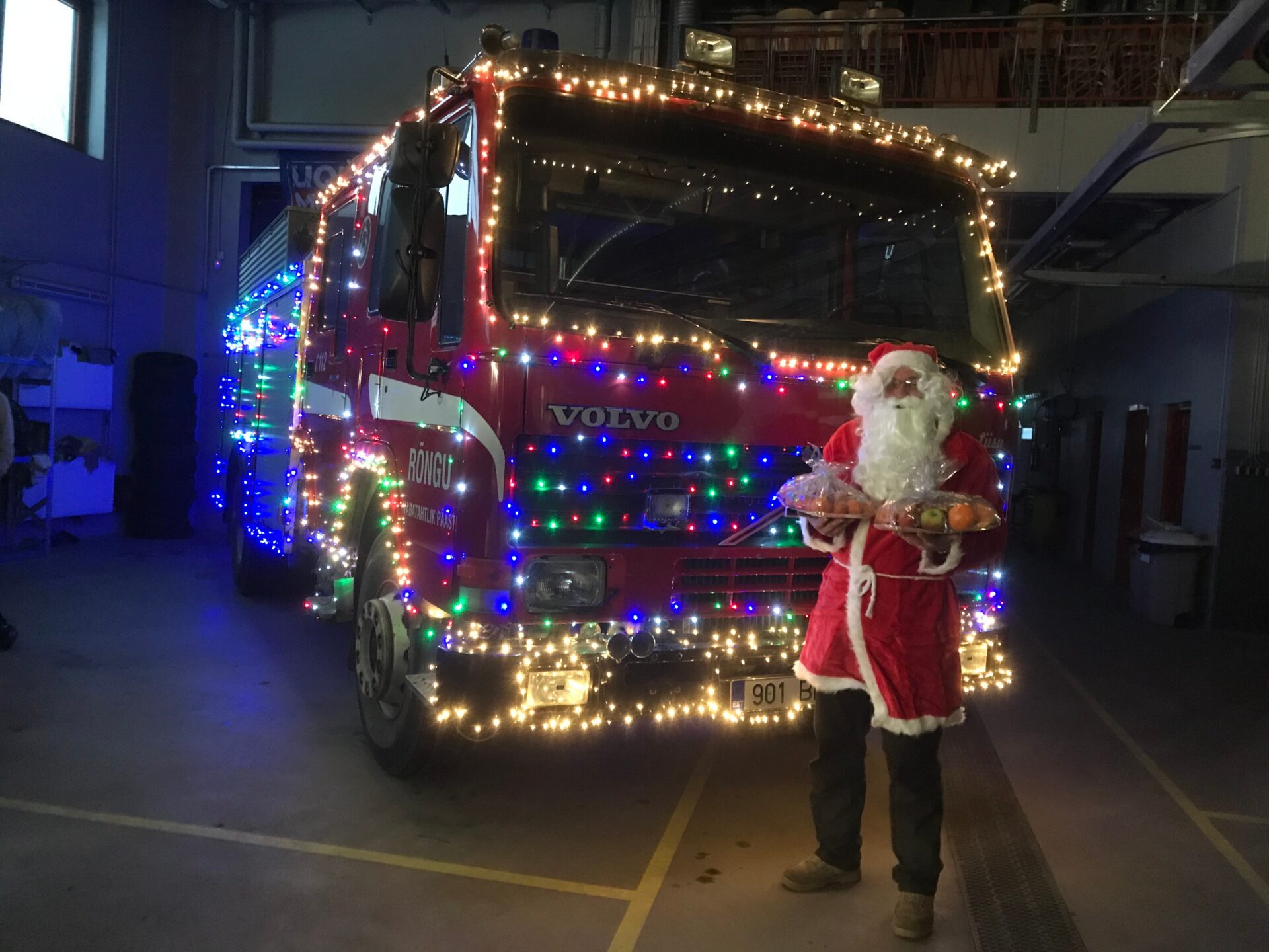 Kutsehariduskeskuse autotehnikud vuntsisid päästeauto piduehteisse