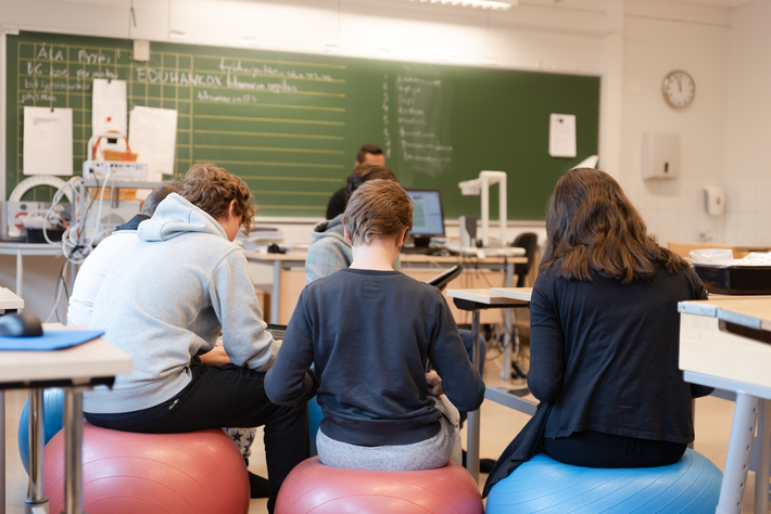 Soomlased arutlevad: mida PISA test mõõdab?