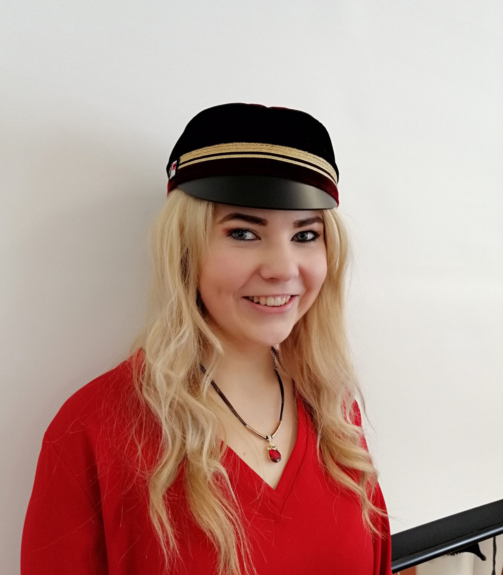 Pallaslased hakkavad teklit kandma