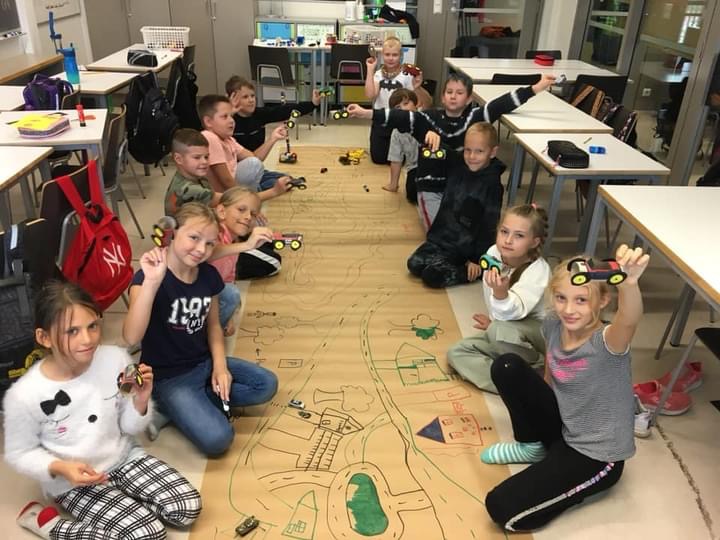 Kakskeelne õpe Latokartano koolis toetub maailma kogemustele