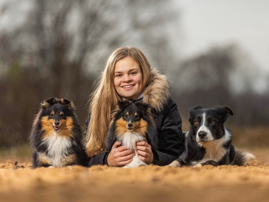 Näituse „Koopast kaissu. Koera ja inimese lugu“ neljas koeratund on pühendatud koerale kui atleedile ning külla tuleb Eesti esisportlane agility’s Marta Miil