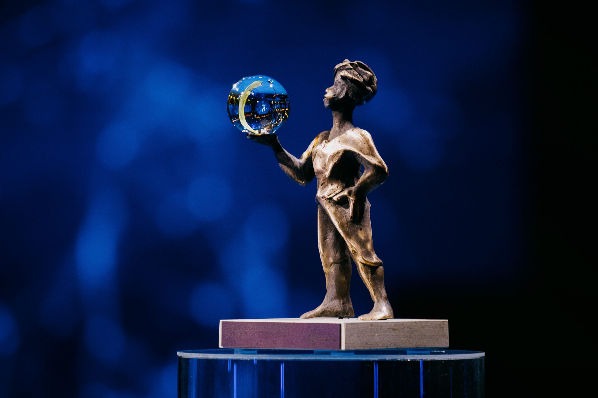 Ikka rõõmsalt ja julgelt edasi, nüüd juba koos Joosepiga