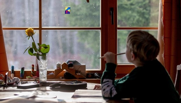 Tallinna koolid jätkavad veel nädal aega osalisel distantsõppel