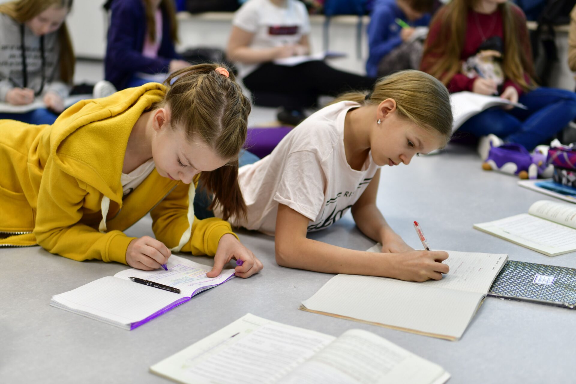 Kollaaž matemaatikaõpetajast ja matemaatikast