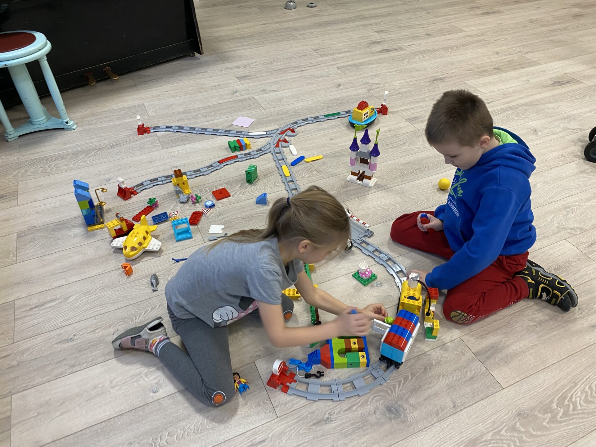 Miks peaksid digiteemad jõudma alushariduse õppekavasse?