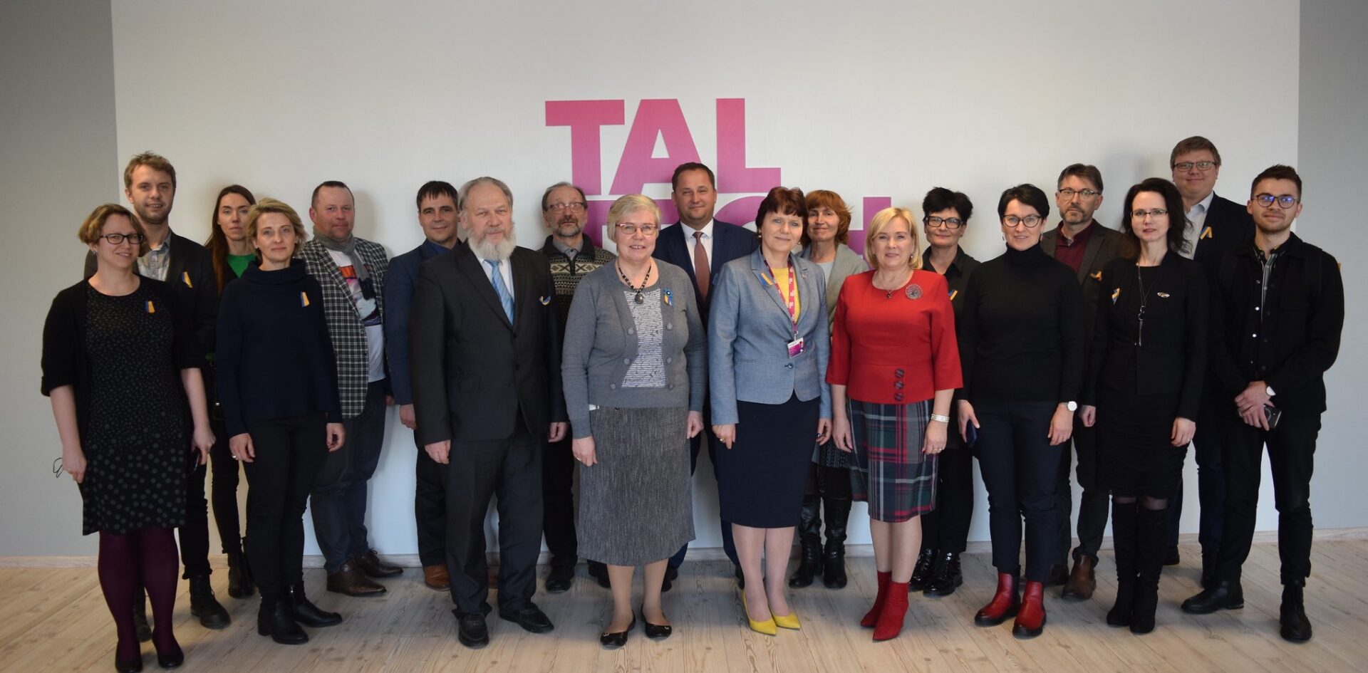 Ülikoolid plaanivad koolitada Ida-Virumaal loodusteaduste õpetajaid