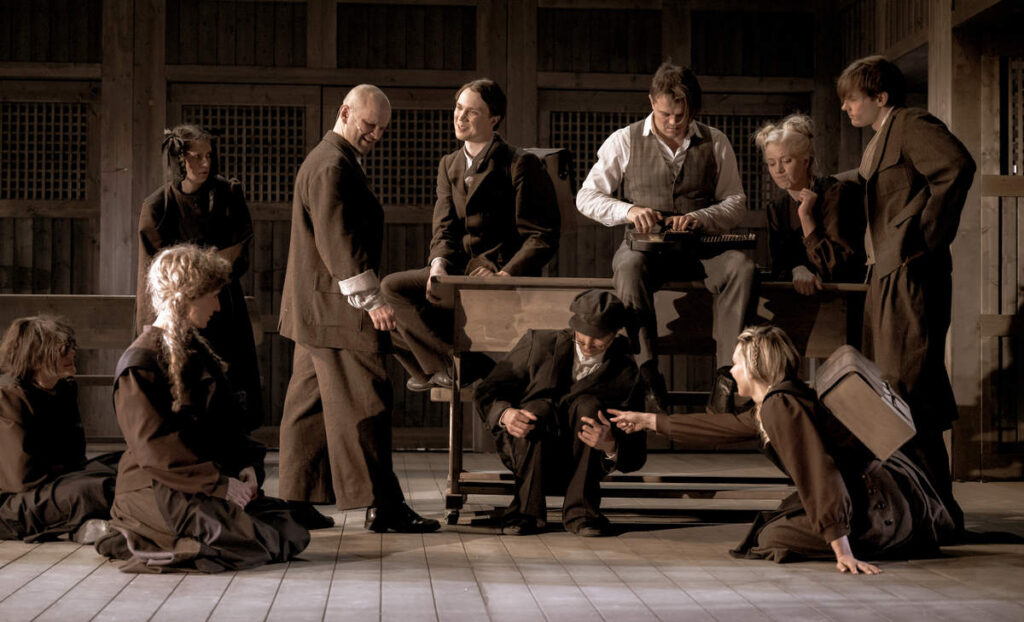 Läti Kunstiteatris mängitakse Oskar Lutsu „Kevadet“