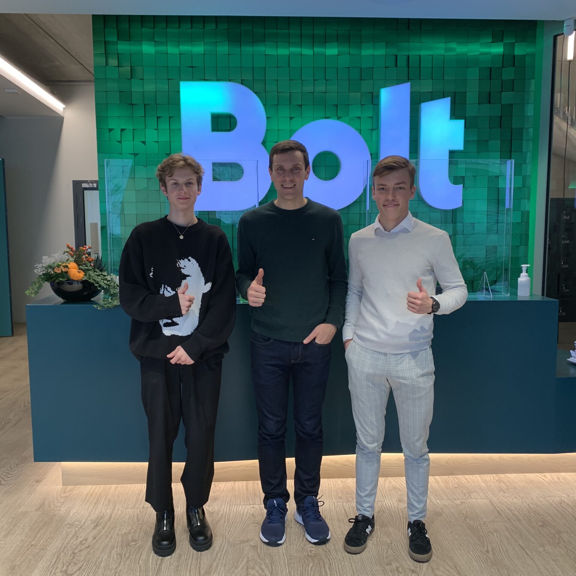 Õpilased saavad töövarjutada pilooti, fotograafi, piirivalvurit ja palju teisi ameteid