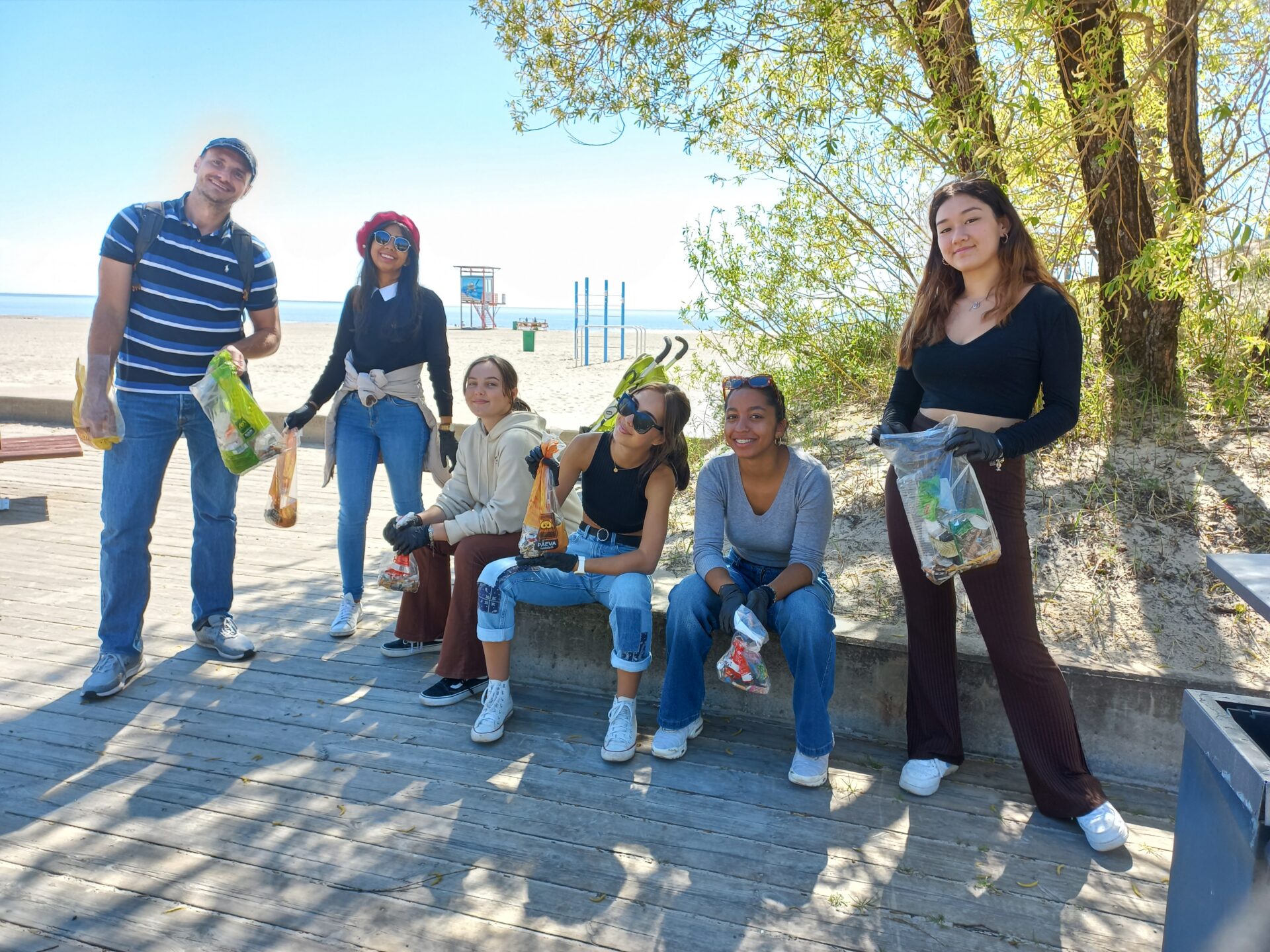 Prantsuse õpilased vuntsisid Pärnut 