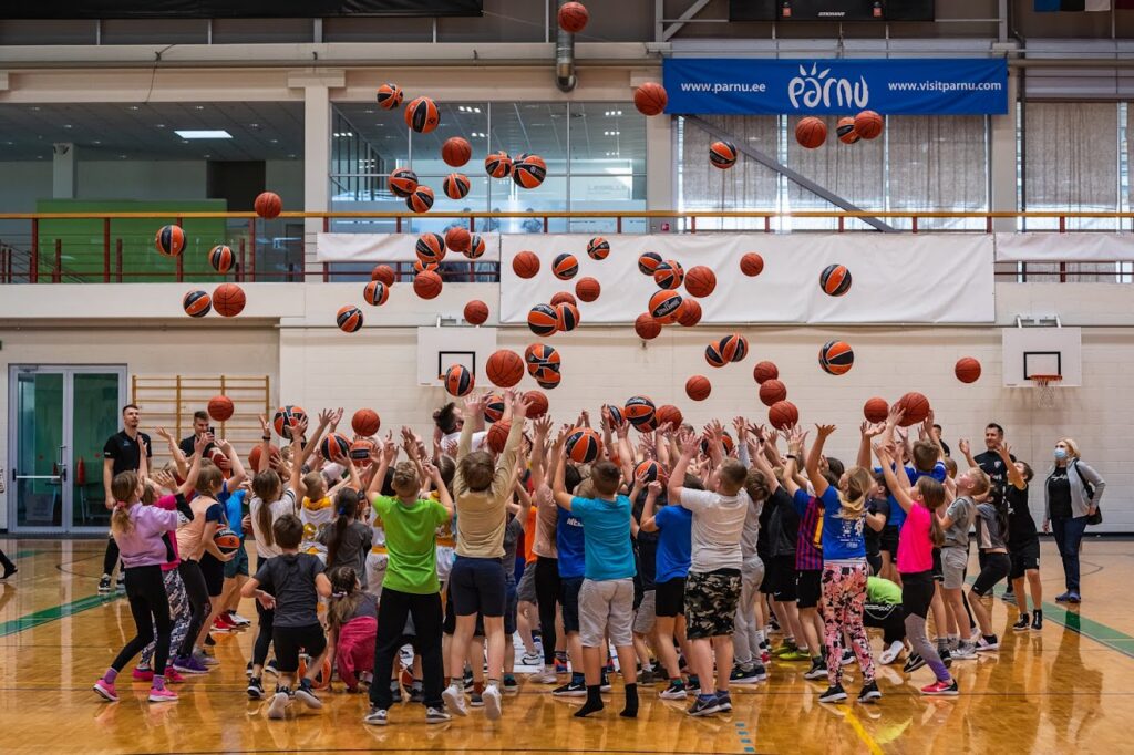 Anna oma hääl ja osale aasta kooli valimisel