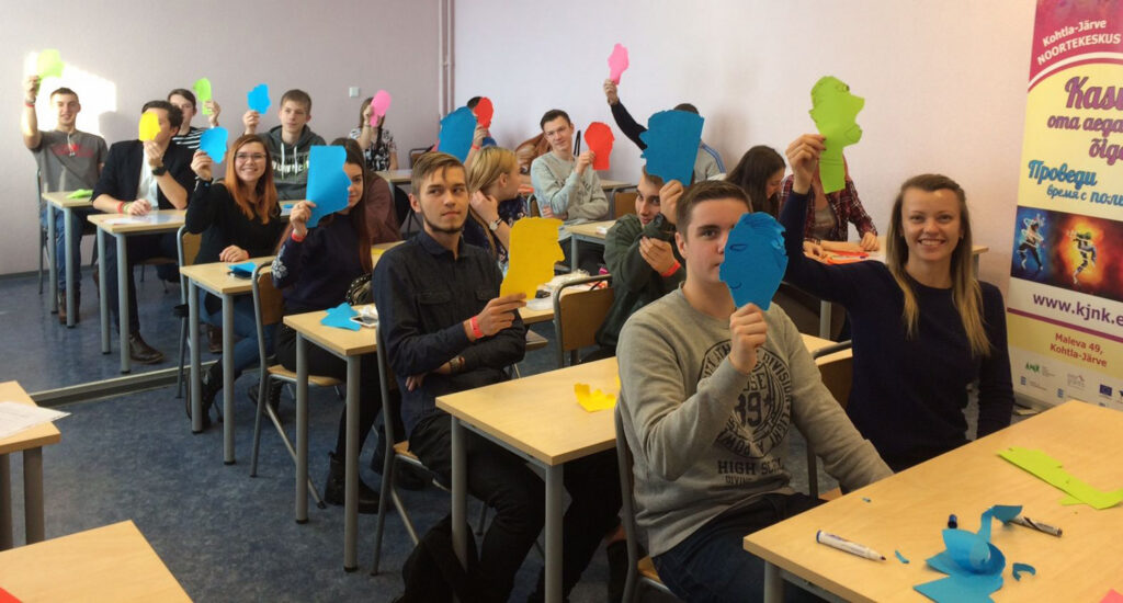 Noored pole laevad, keda on vaja oskuste ja teadmistega täita