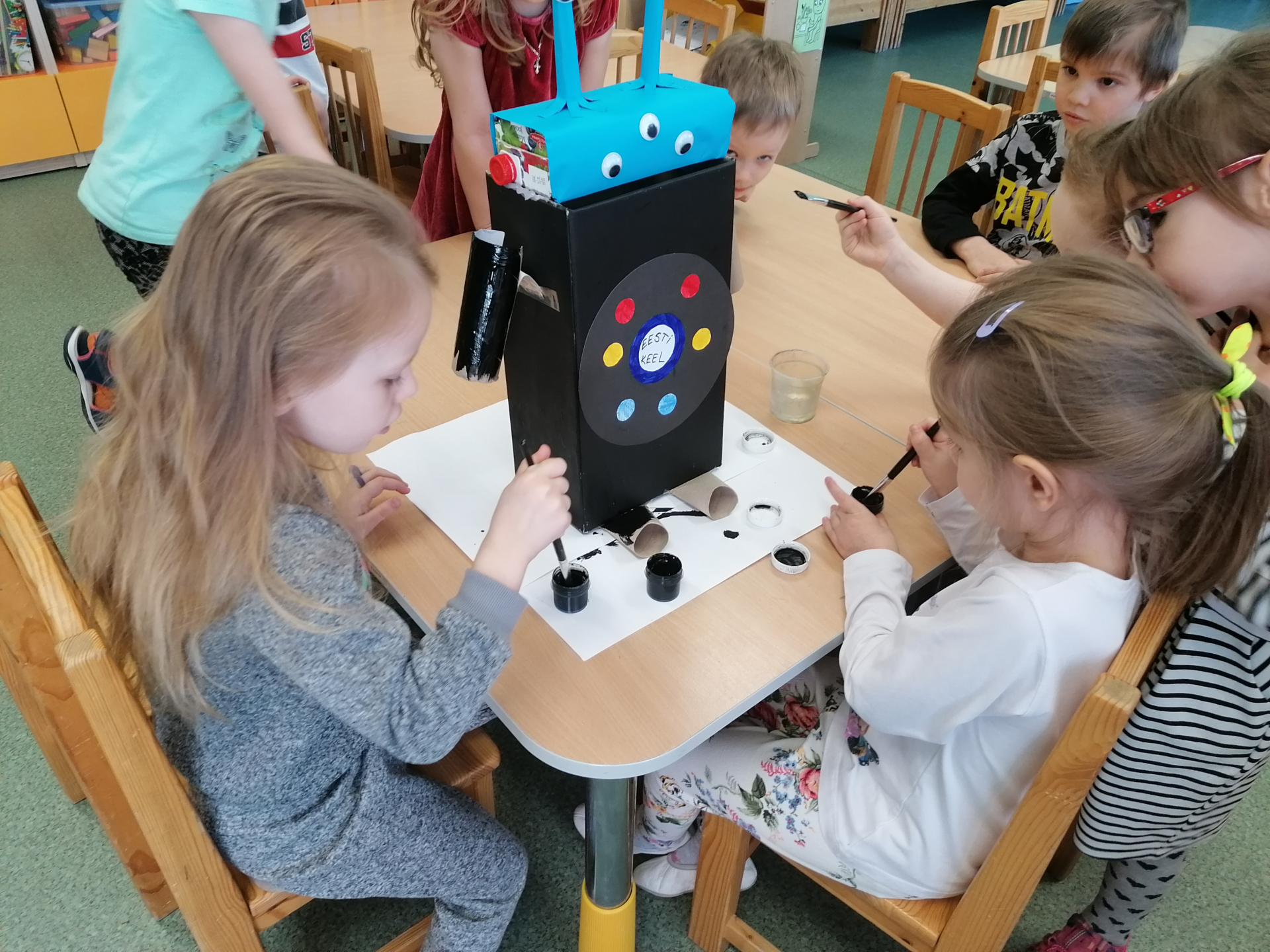 Lasteaialapsed olid rahvusvahelises projektis edukad programmeerijad 