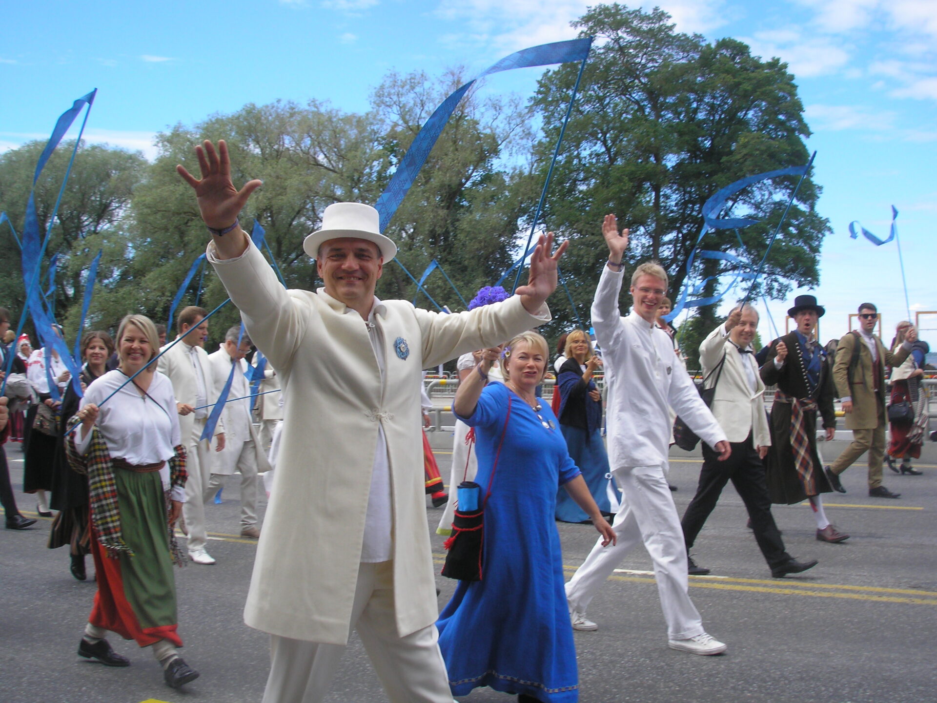 Otsa-kooli algusaastatele mõeldes: Eestikeelne laul – meie laulupidude helisev alustala