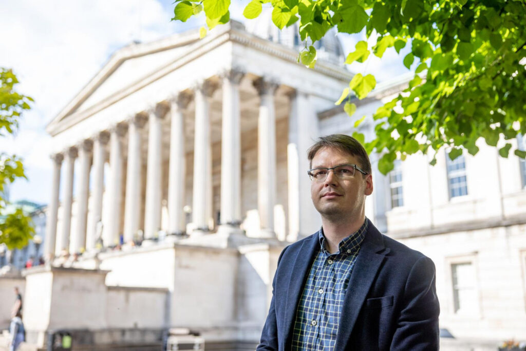 Tartu Ülikooli väliseesti külalisprofessori stipendiumi pälvisid Annela Anger-Kraavi ja Mart Kuldkepp