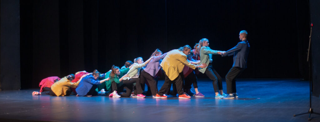 Teatrisäde kooli – kuidas rääkida õpilastega teatrist?