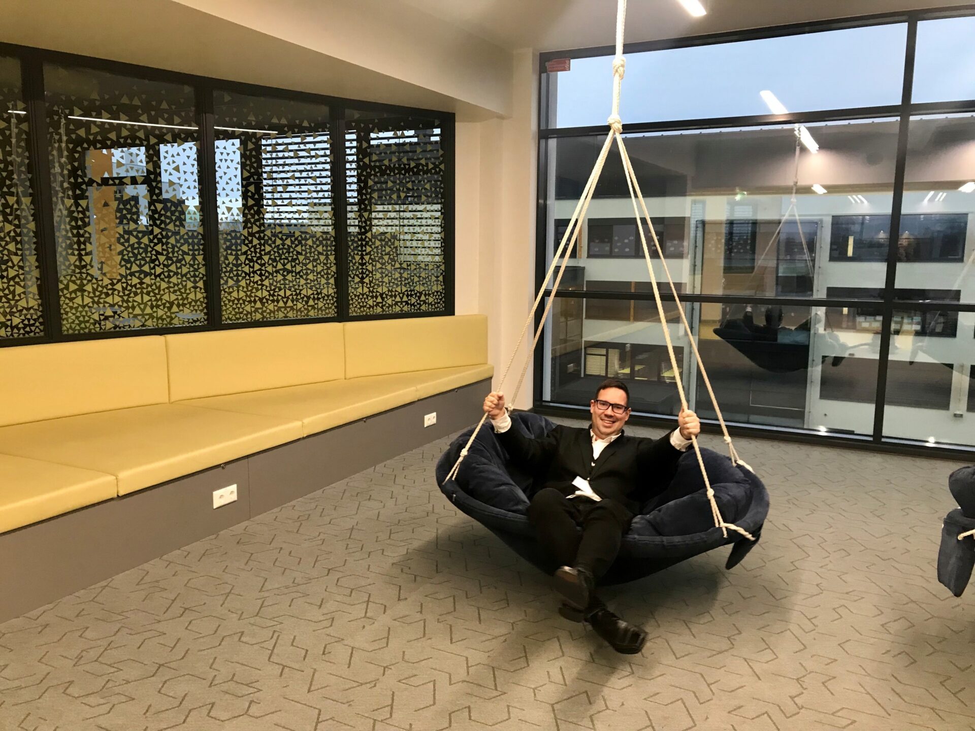 Eesti õpetaja vene koolis (4): Ainekava ei juhi elu, vaid elu juhib ainekava