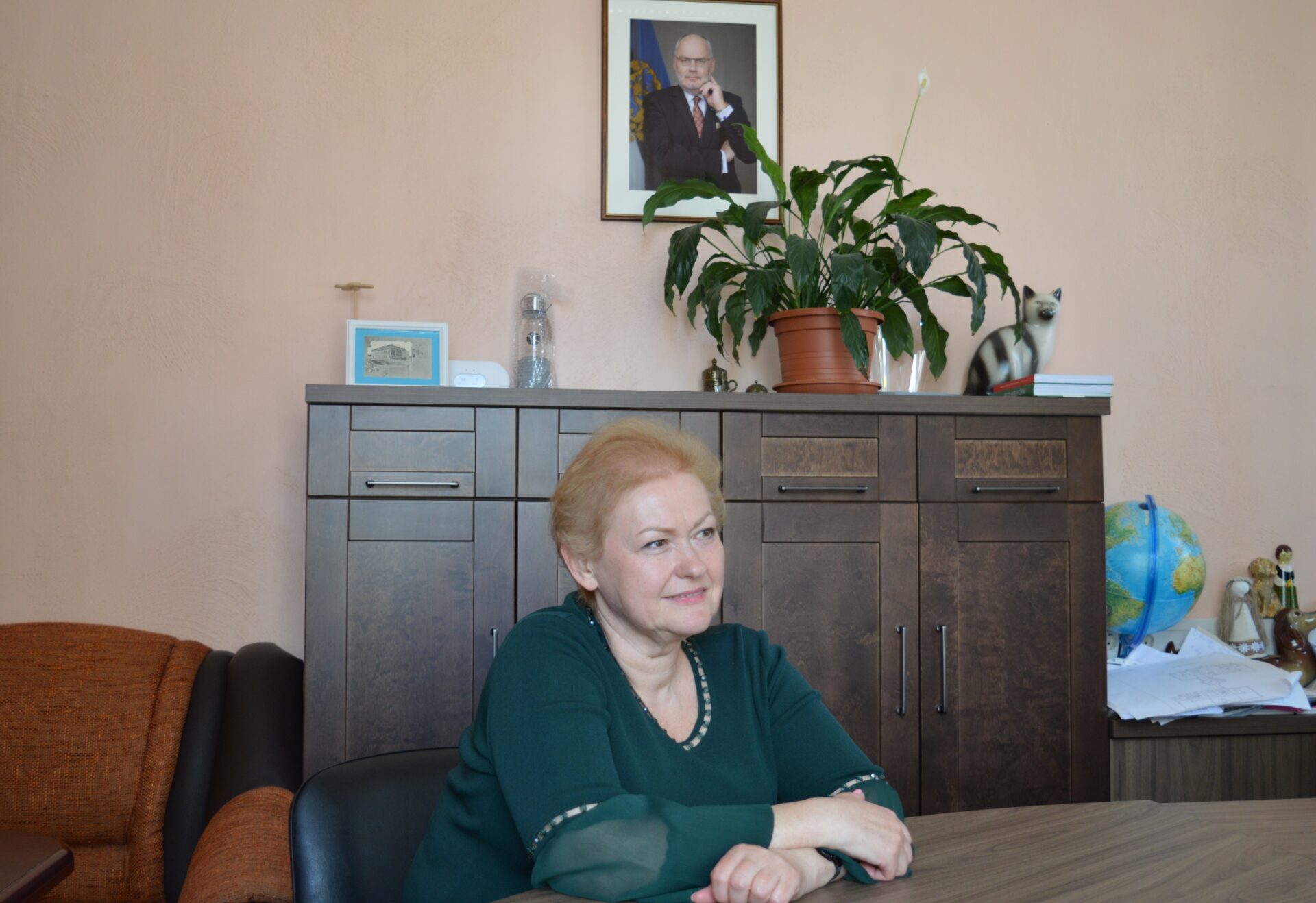 Reportaaž Narva Vanalinna Riigikoolist: Eesti ainus keelekümbluskool