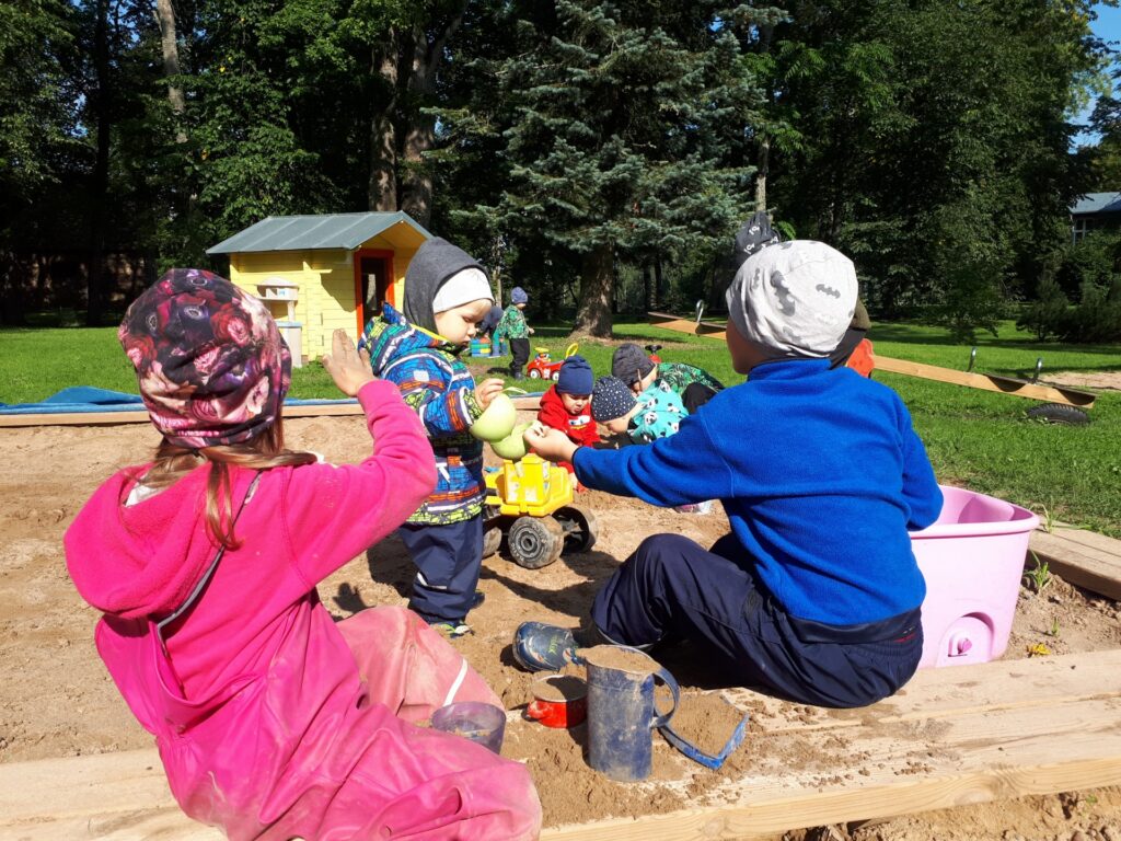 Mis on saanud alushariduse ja lapsehoiu seadusest?